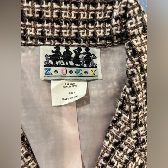 Zoey black, brown, & white plaid w/pink, jacket & skirt with elastic waist. Sz 7 - Picture 4 of 12